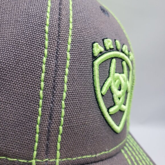 Ariat Snap Back Mesh Back Hat Adjustable Embroidered Logo Green Gray - Picture 6 of 16